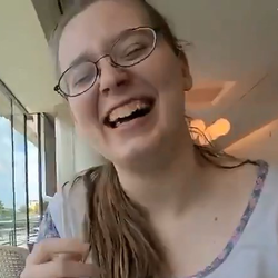 faiths fucked teeth.png faiths fucked teeth.png