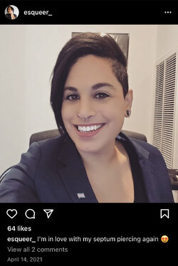 1Pose9.jpg 1Pose9.jpg