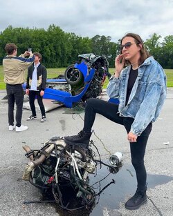 15a0b7c2f1327146d4169bd794527974534221f4.jpg 15a0b7c2f1327146d4169bd794527974534221f4.jpg