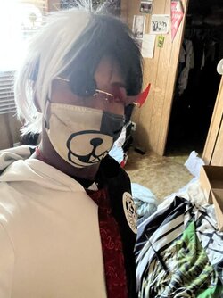 Face1.jpg Face1.jpg
