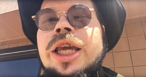 teef3.jpg teef3.jpg