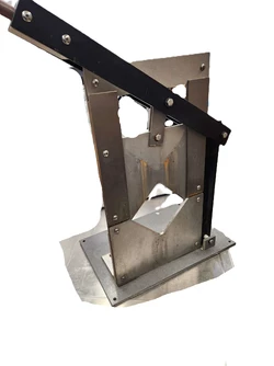 strippedguillotine (1).jpg strippedguillotine (1).jpg