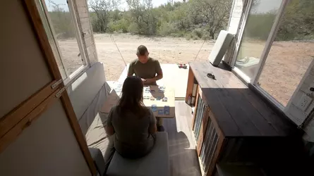toy-hauler-trailer-was-transformed-into-a-remarkable-all-inclusive-rustic-home-on-wheels_32.jpg toy-hauler-trailer-was-transformed-into-a-remarkable-all-inclusive-rustic-home-on-wheels_32.jpg