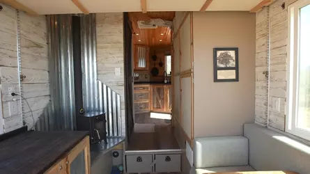 toy-hauler-trailer-was-transformed-into-a-remarkable-all-inclusive-rustic-home-on-wheels_26.jpg toy-hauler-trailer-was-transformed-into-a-remarkable-all-inclusive-rustic-home-on-wheels_26.jpg