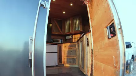 toy-hauler-trailer-was-transformed-into-a-remarkable-all-inclusive-rustic-home-on-wheels_15.jpg toy-hauler-trailer-was-transformed-into-a-remarkable-all-inclusive-rustic-home-on-wheels_15.jpg