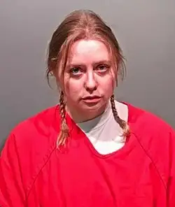 chloe_castro.webp chloe_castro.webp