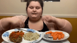 MUKBANG___MEATLOAF_&_MASHED_CAULIFLOWER___EAT_WITH_ME.gif