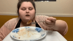 MUKBANG___MEATLOAF_&_MASHED_CAULIFLOWER___EAT_WITH_ME (10).gif