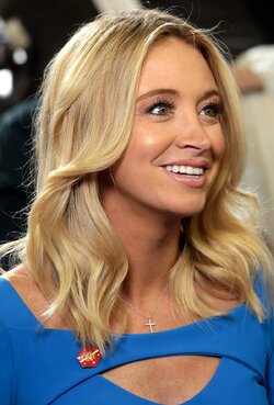 1200px-Kayleigh_McEnany_February_2020.jpg