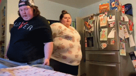 amber-lynn-becky.gif