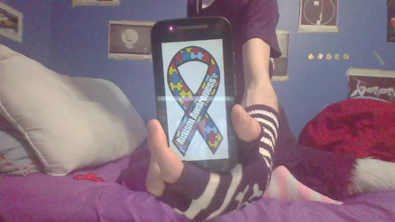Schoolitdown22 crossdressed [11] {Furry tail} {Fidget spinner} {Autism awareness}.jpg