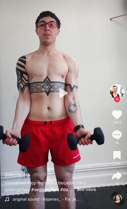 Screenshot_20220823-180655_TikTok.jpg