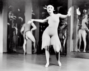 828324578_a_woman_dancing_bare_in_the_style_of_metropolis__1927_.png