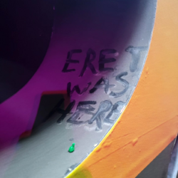 GPqRiByaIAAk9hi.png