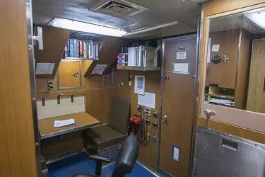 25d600054c86a178a3600e57e63edbd2--group-work-work-stations.webp