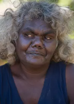 Aboriginal-woman-Australia.jpg
