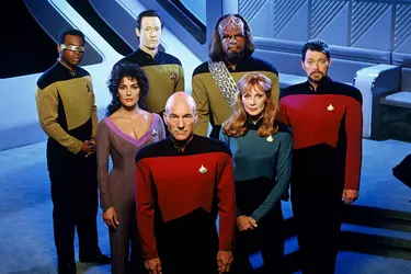 Star_Trek_TNG_cast.webp