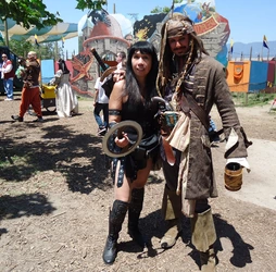 xena_costume__xena_cosplay_at_the_ren_faire_2012_by_xenawannabe-d64h338.jpg