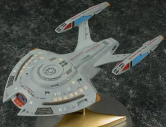 Equinox Class Model Kit.png