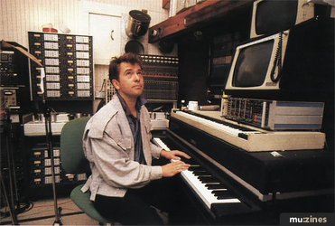 SOS_87_01_peter_gabrie_3_large.jpg