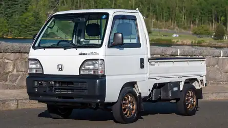 001-1997-honda-acty-pickup-white-kei-truck.jpg