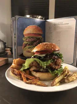 i-made-the-full-stack-ground-pounder-with-sides-from-the-v0-jaqyozhk9zkc1.jpeg