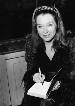 shirley-maclaine-1.jpg