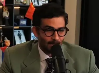 hasansuit.JPG