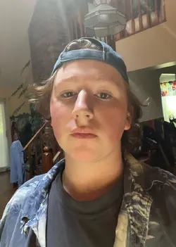teen boy from the 90s.webp