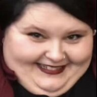 DaintyChokerGorl